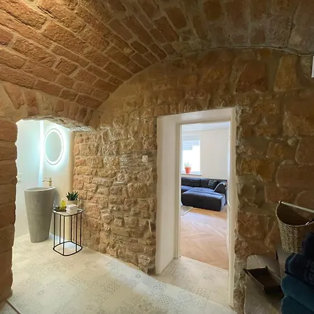 Luxurioese Ferienwohnung Mit Wellness Oase Saarburg Exterior photo