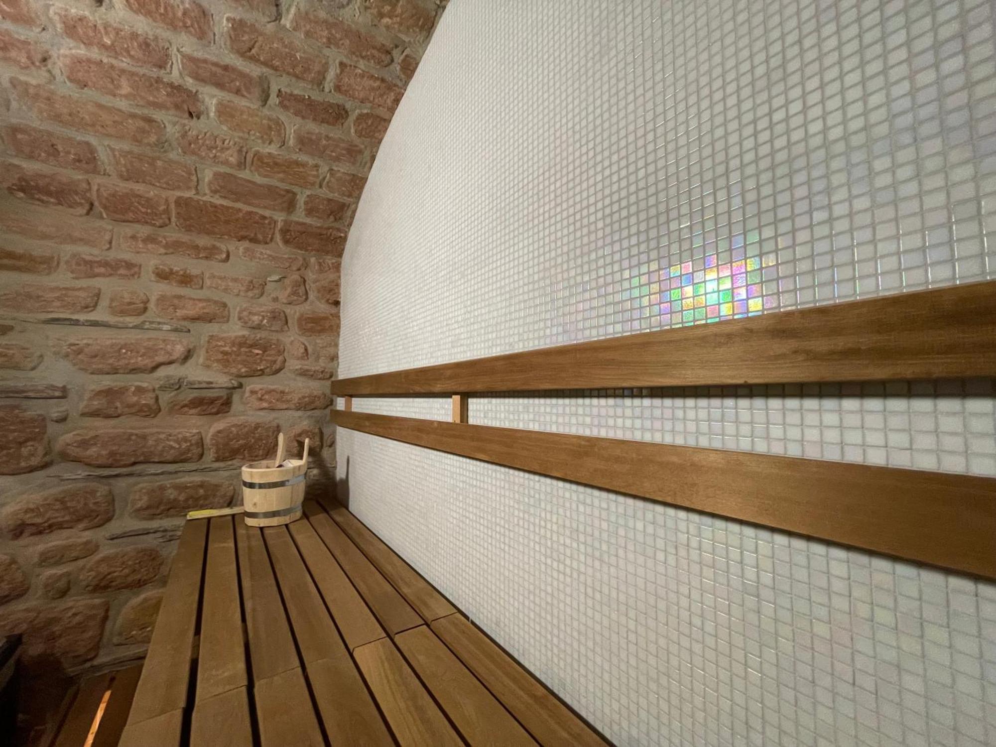 Apartment Luxurioese Mit Wellness Oase Saarburg