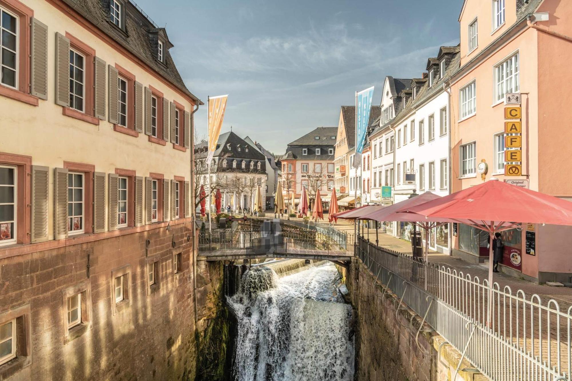 Apartment Luxurioese Mit Wellness Oase Saarburg